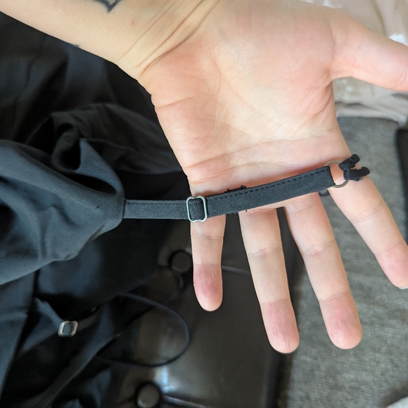 Abercrombie workout dress - Picture 3 of 4